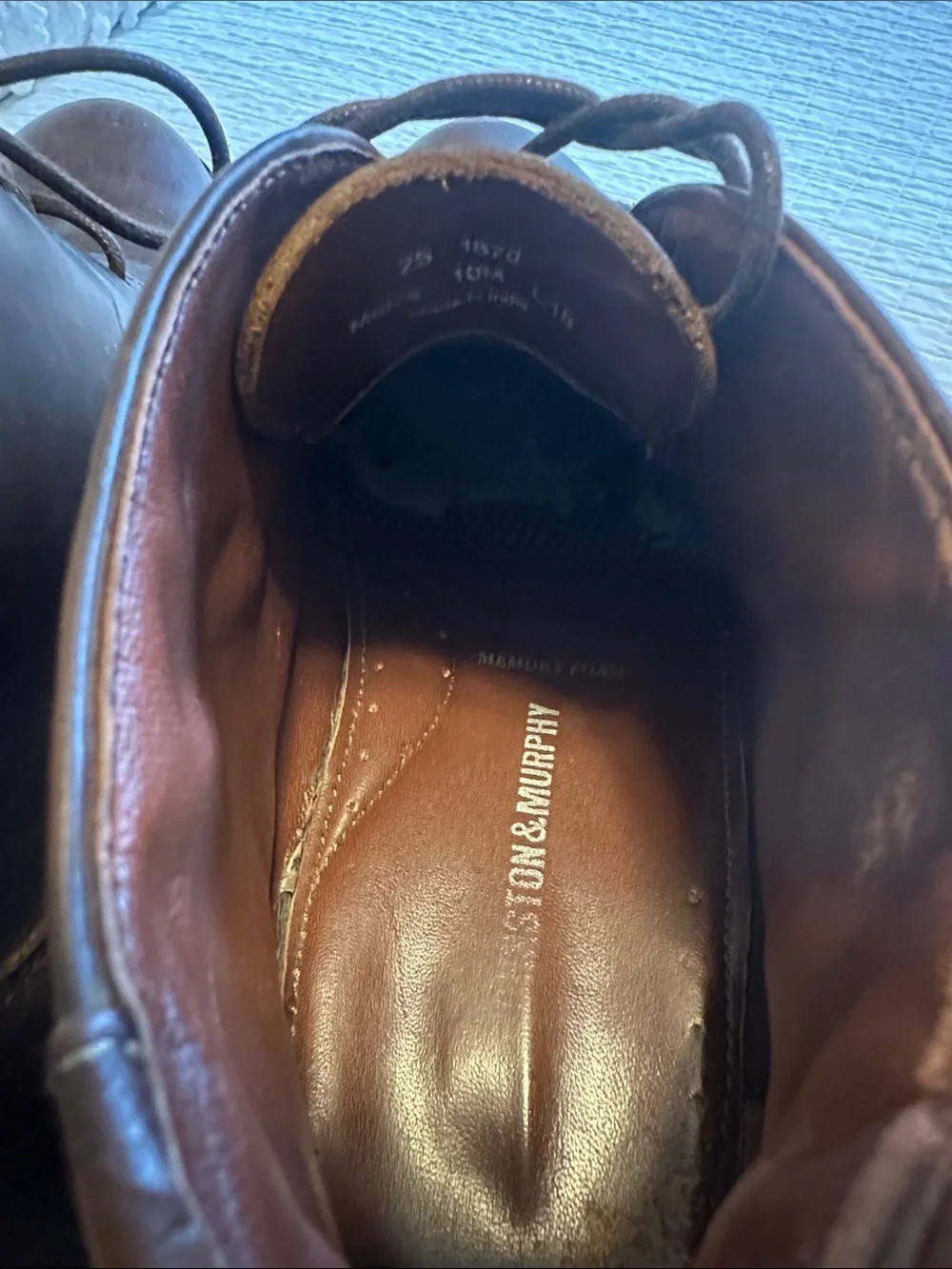 Johnston & Murphy classic chukka